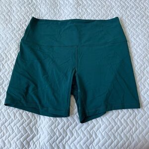 Lululemon teal bike shorts